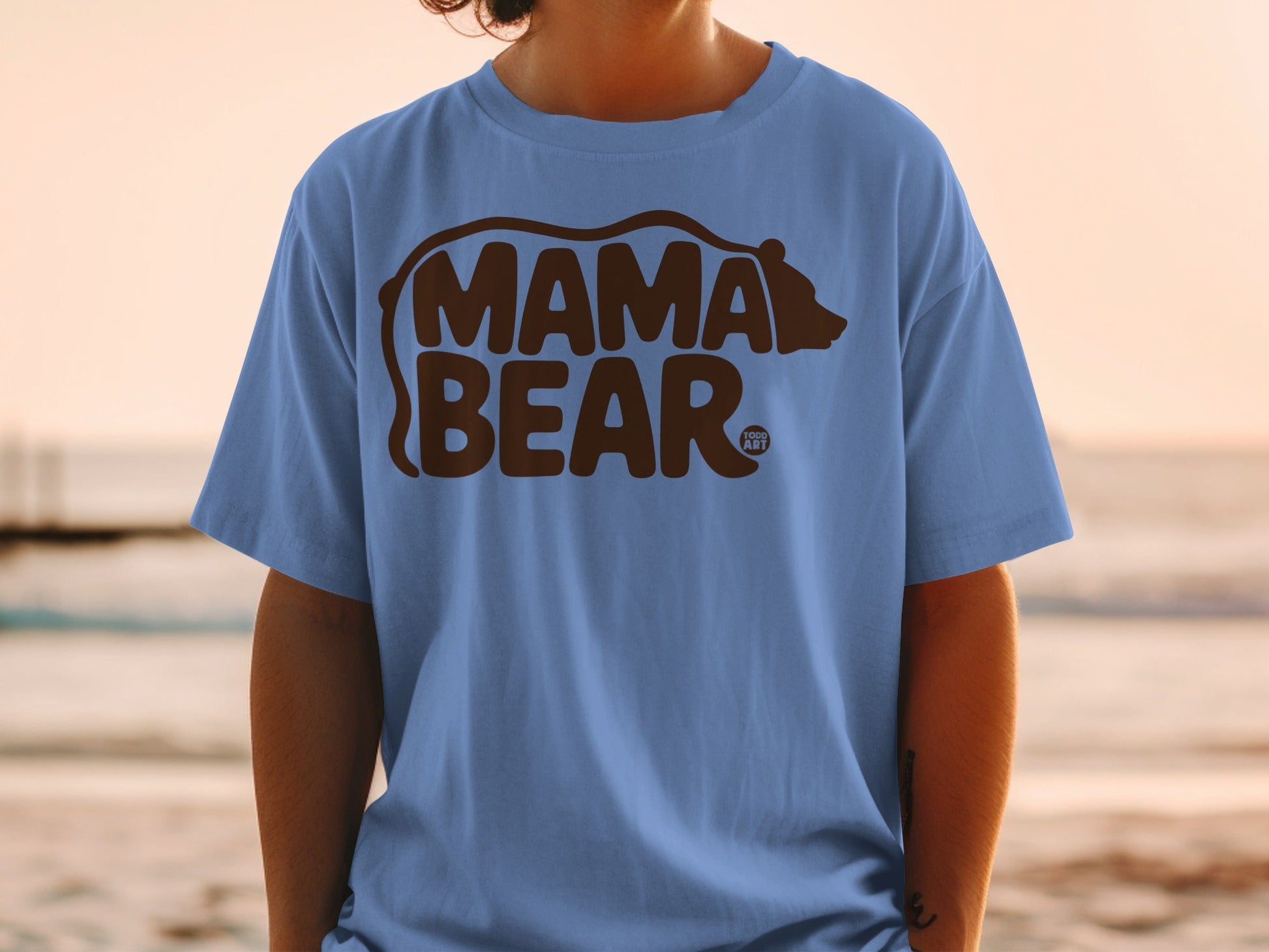 Mama Bear Graphic Tee with Bear Silhouette Design
