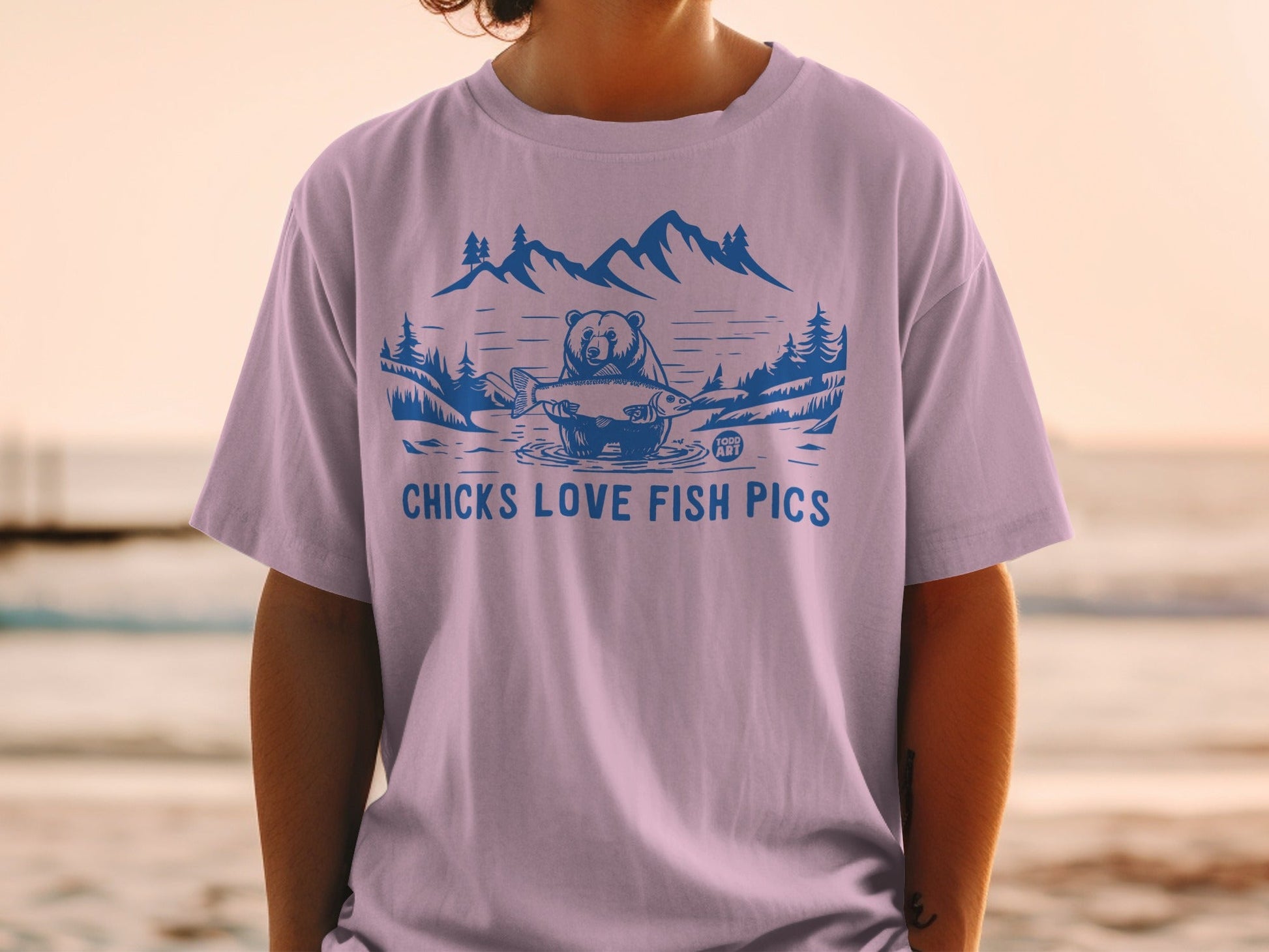 Chicks Love Fish Pics Bear Mountain Scene t-shirt