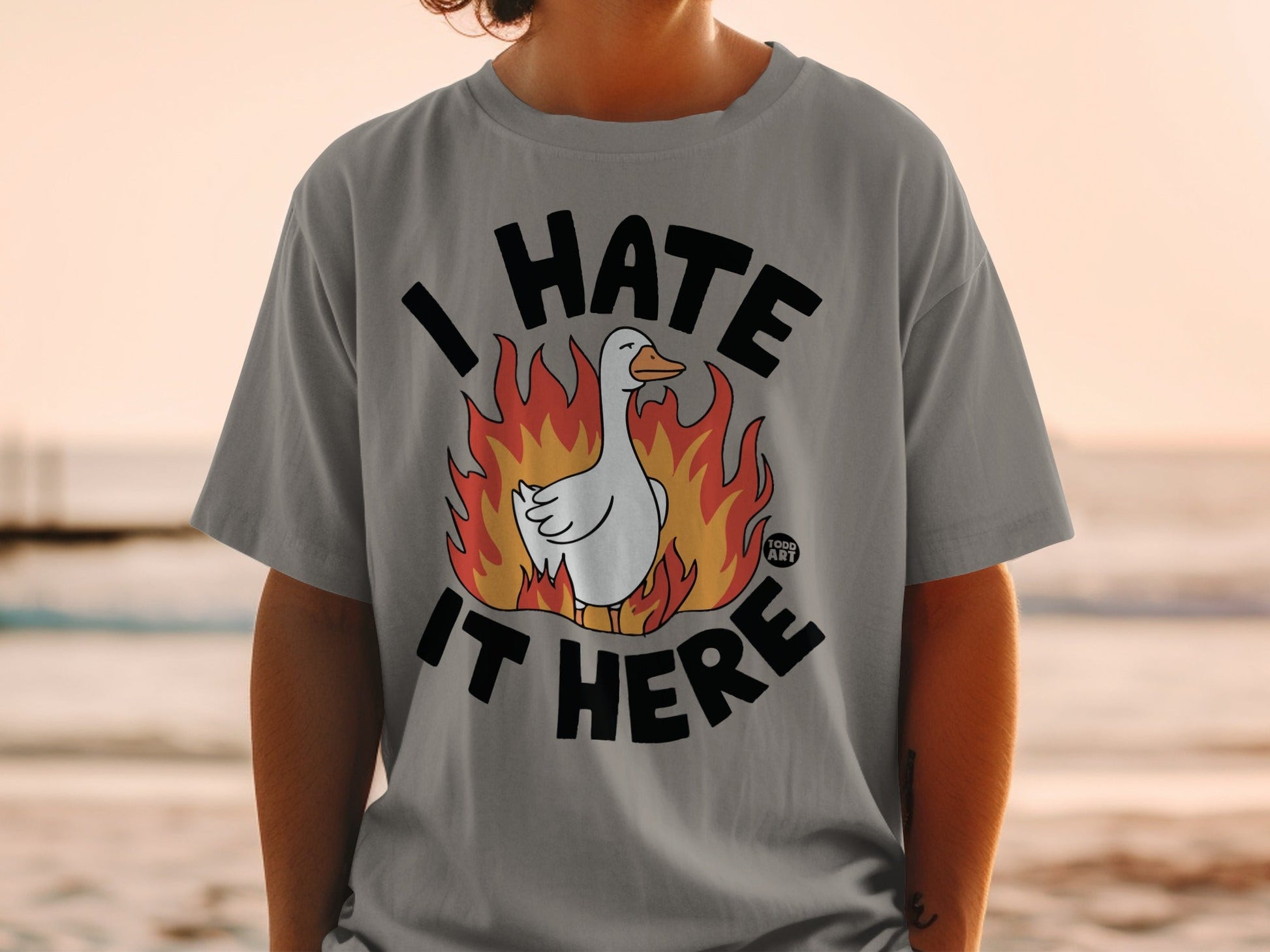 I Hate It Here Angry Duck Funny Graphic T-shirt