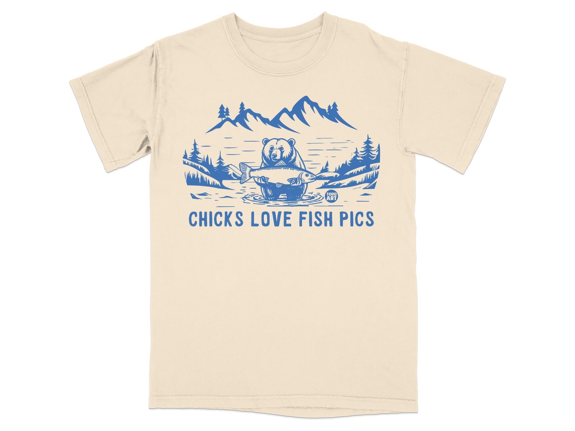 Chicks Love Fish Pics Graphic Bear Fishing T-shirt