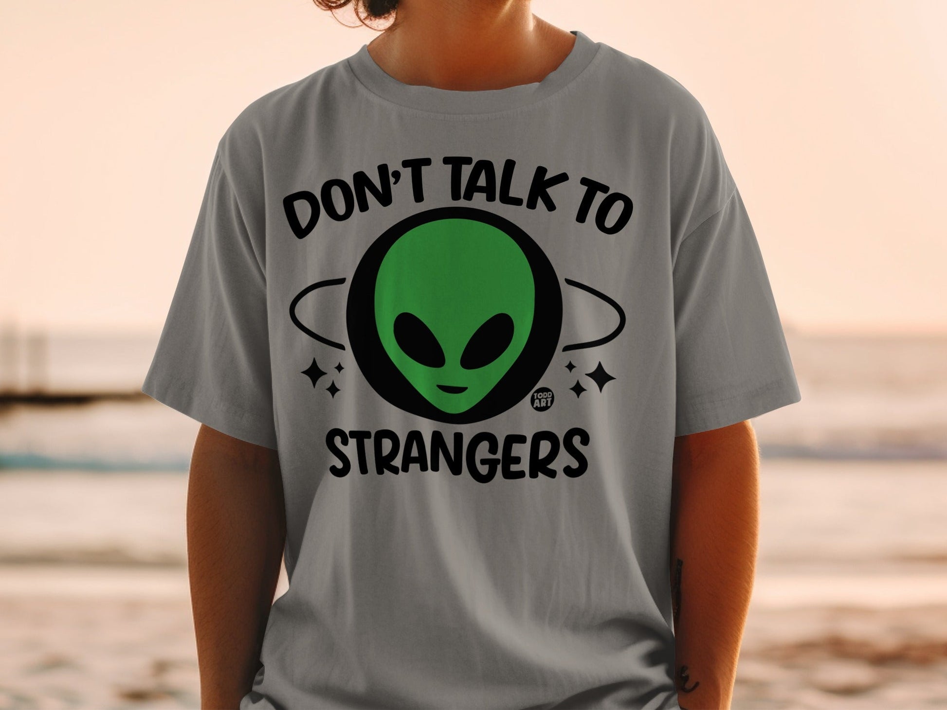 Don't Talk To Strangers Alien Graphic T-Shirt