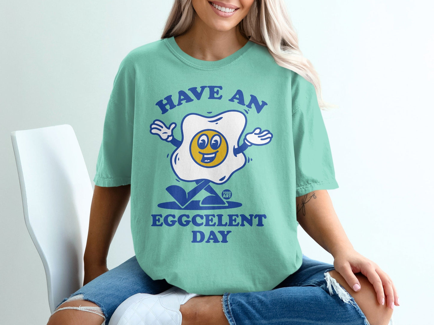 Have An Eggcellent Day Fun Graphic T-Shirt