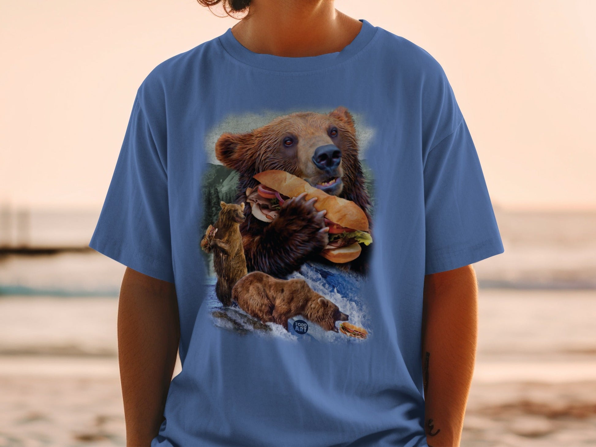 Bear Holding Sandwich Graphic T-Shirt for Unique Style