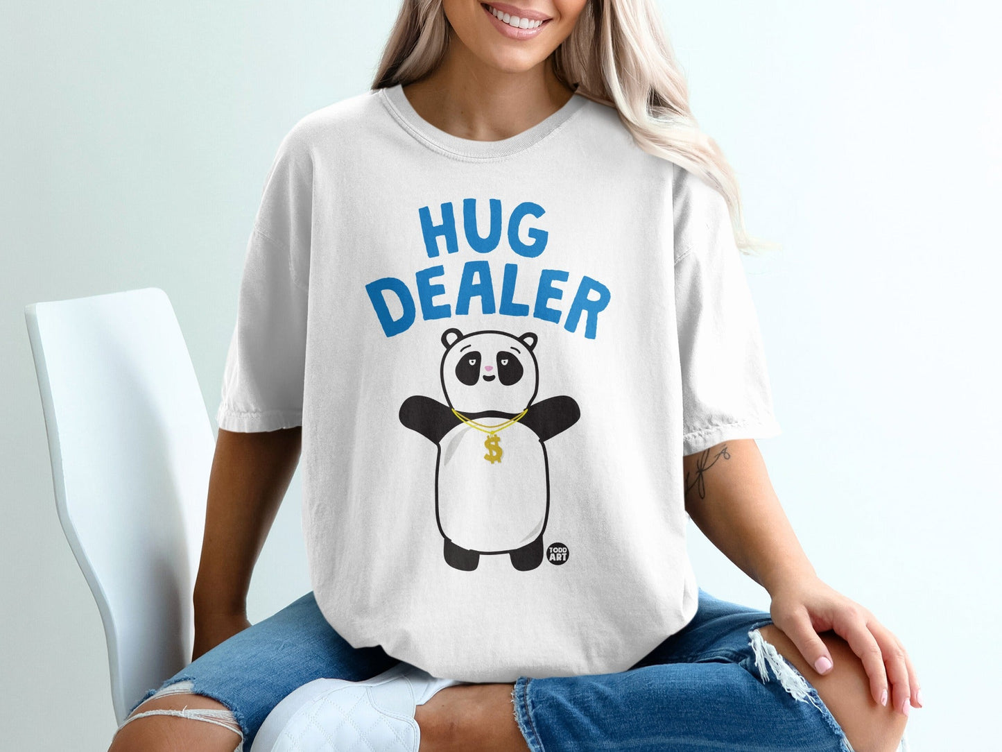 Cute Panda Hug Dealer Graphic Tee for Casual Wear
