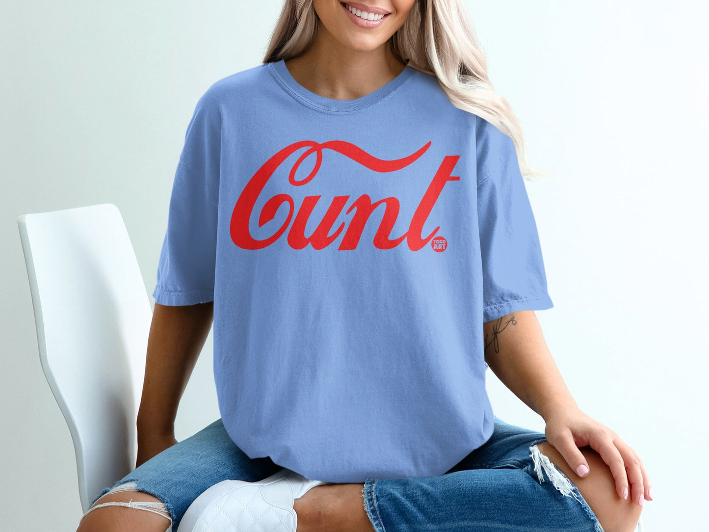 Bold Graphic Cunt Design Casual Blue T-Shirt