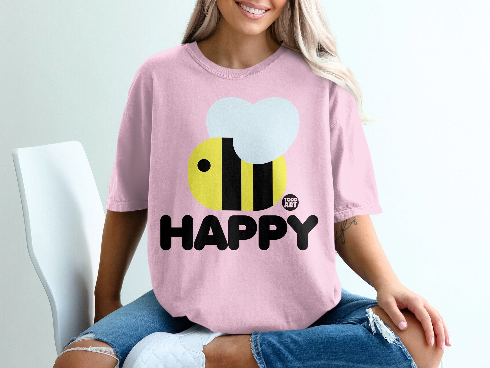 Happy Bee Cute Graphic Tee for a Fun Casual Look