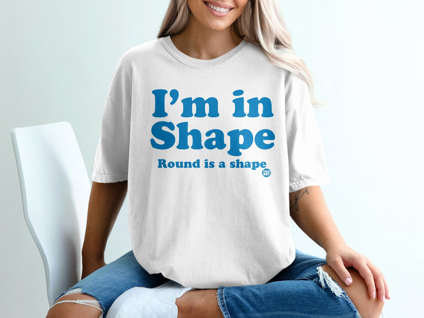 I'm in Shape Round is a shape Graphic T-Shirt