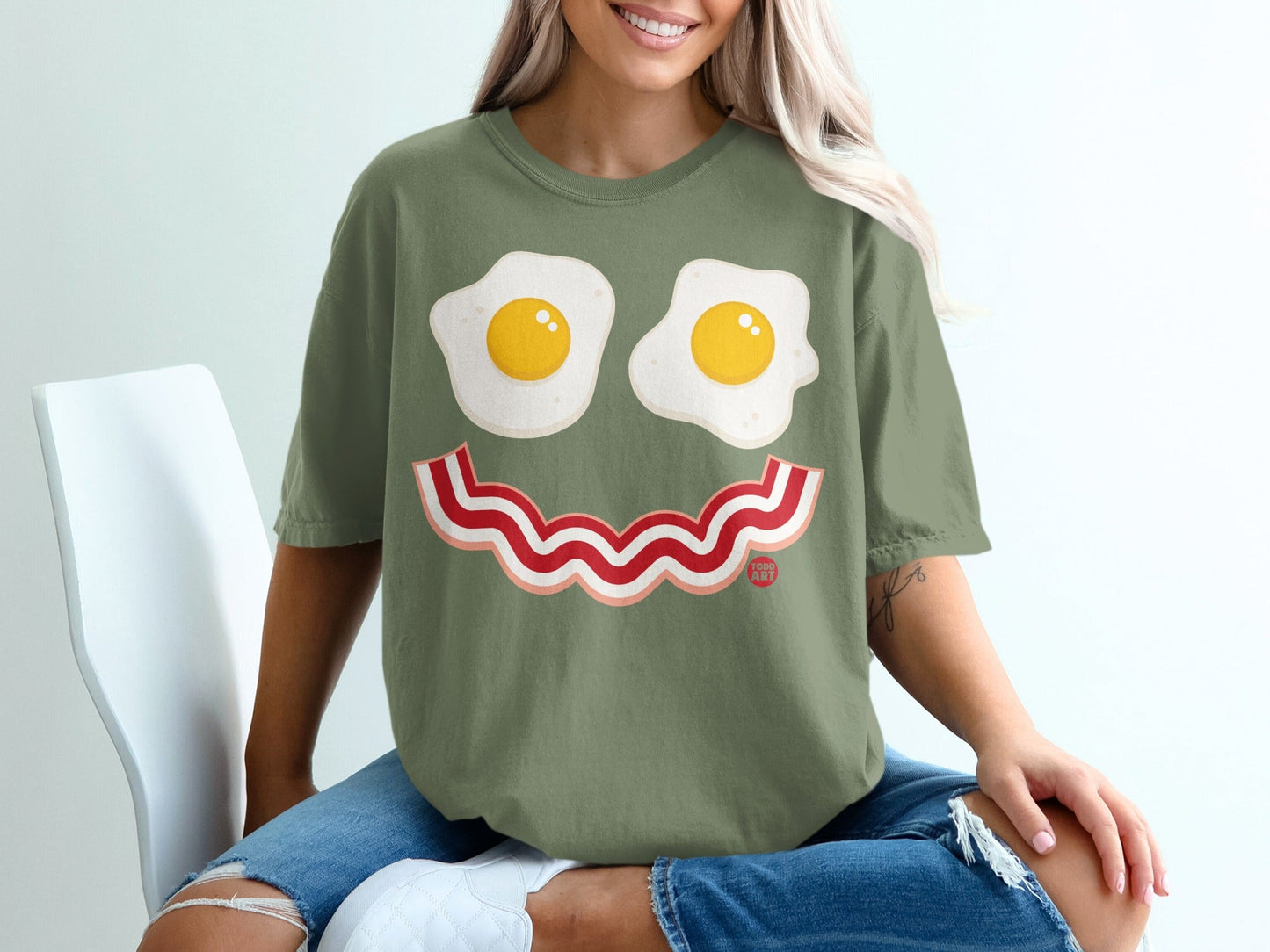Funny Fried Eggs and Bacon Face Graphic T-shirt