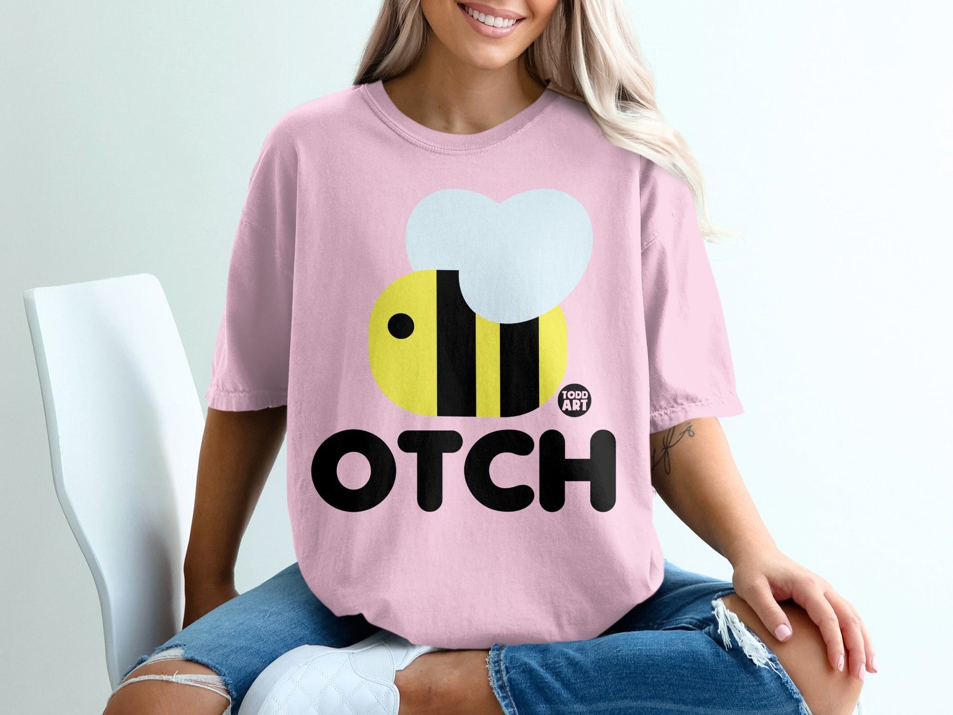 OTCH Bee Graphic Todd Art Pink T-Shirt for Women