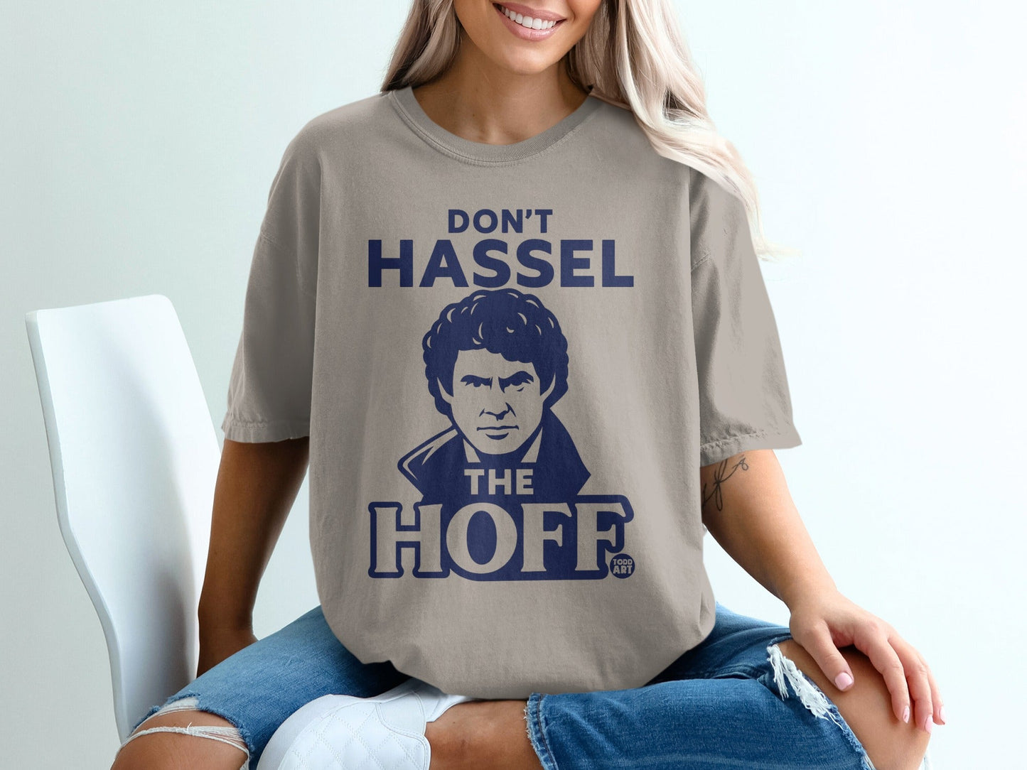 T-shirt with "Don't Hassel the Hoff" text and David Hasselhoff graphic.