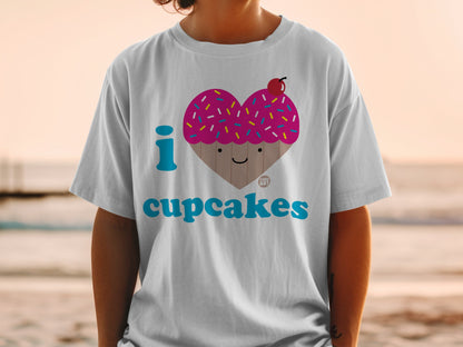 I Love Cupcakes Cute Sprinkle Design T-shirt