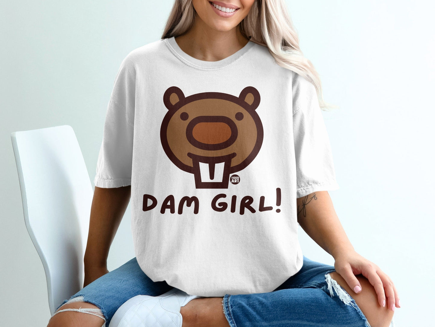 Adorable Dam Girl Beaver Design Casual Wear T-Shirt