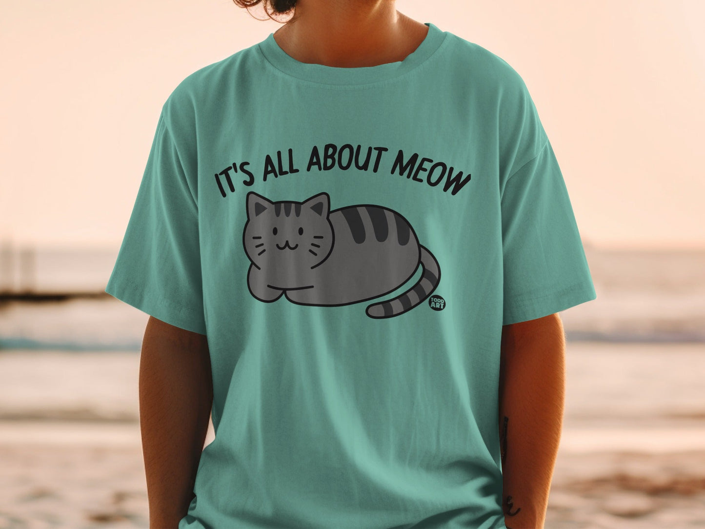 Cute Green Shirt with Adorable Cat Graphic Design