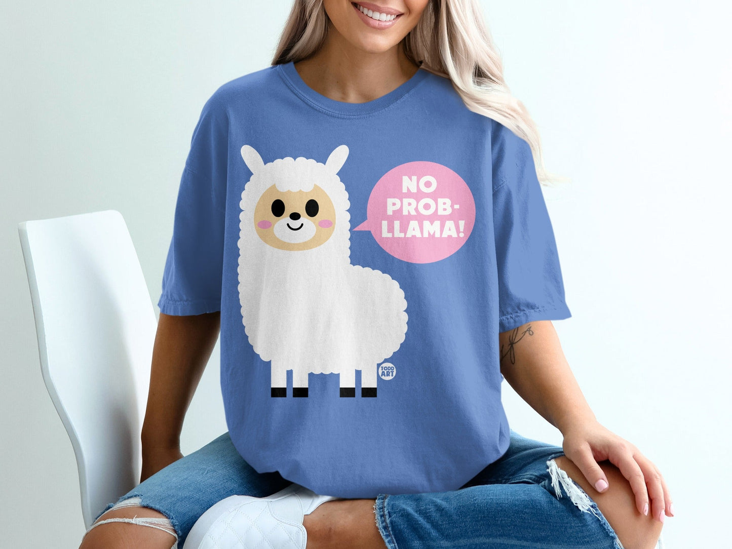 No Prob-Llama Fun Graphic Tee with Cartoon Llama