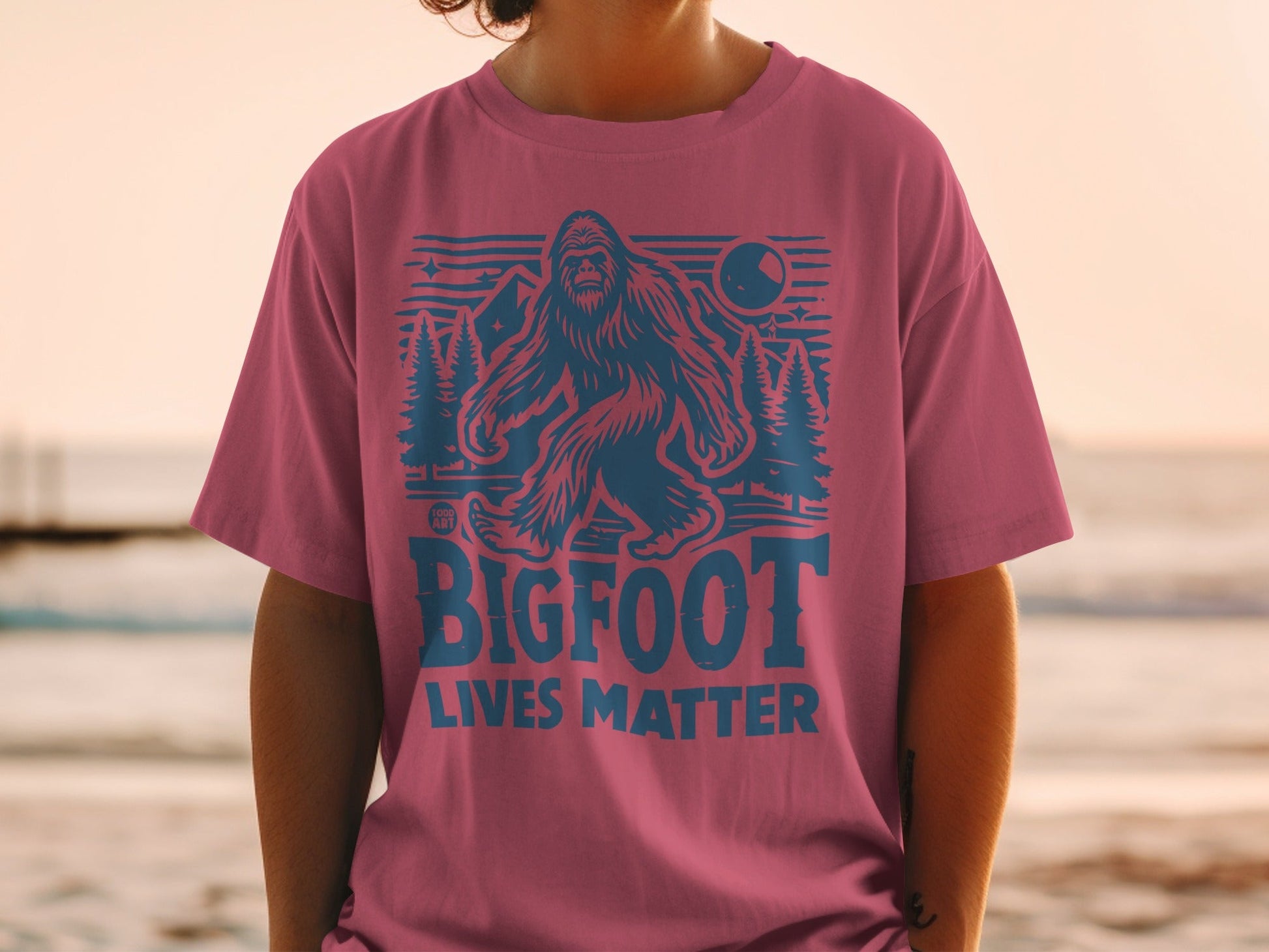 Bigfoot Lives Matter Graphic Tee Unique T-shirt