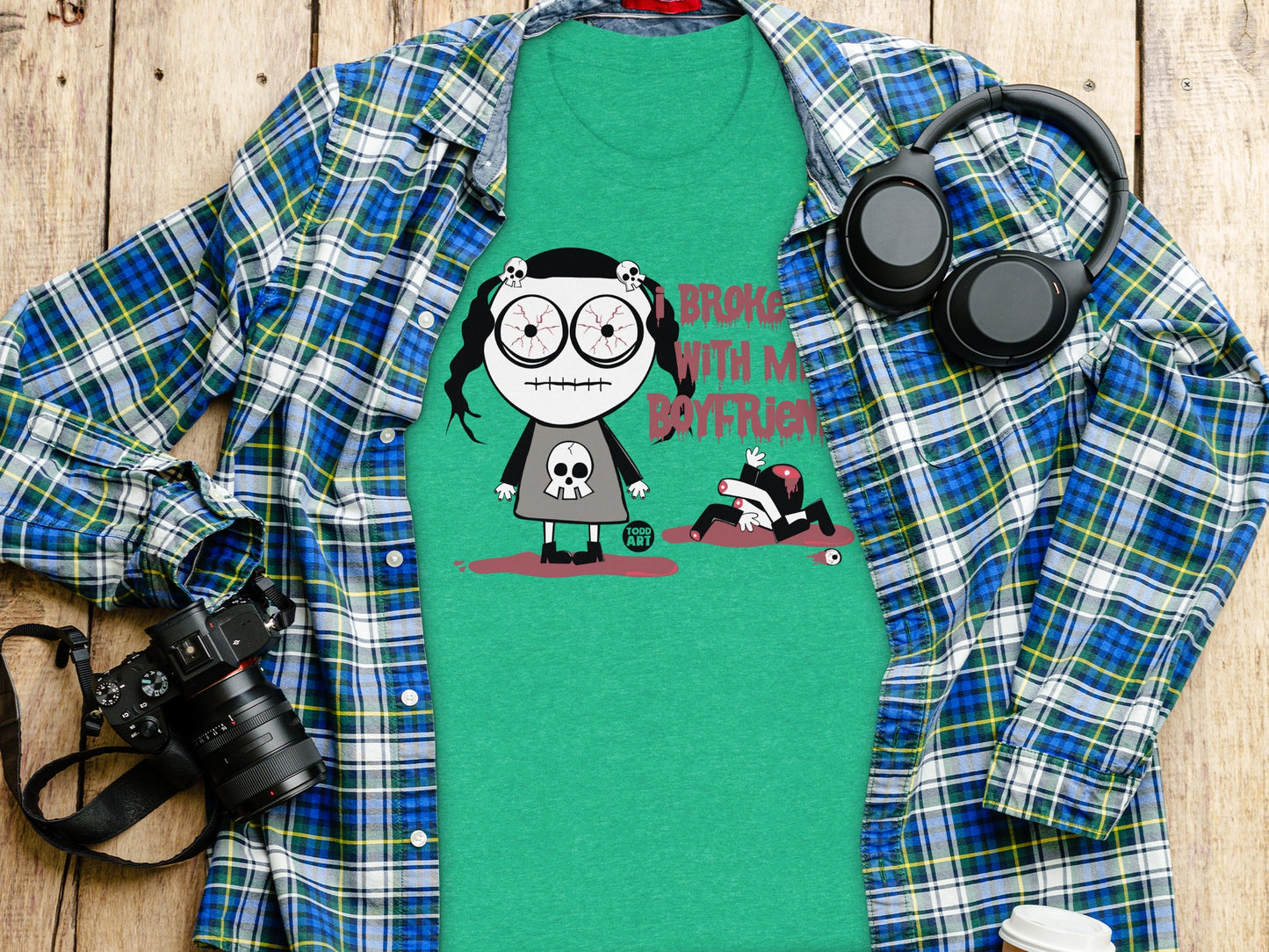 Funny Broken With My Boyfriend Design T-Shirt