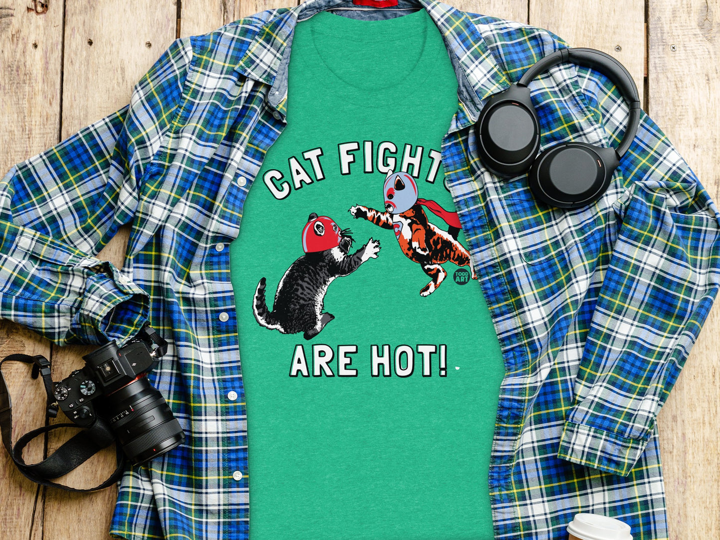 Cat Fight Are Hot Graphic Print T-Shirt