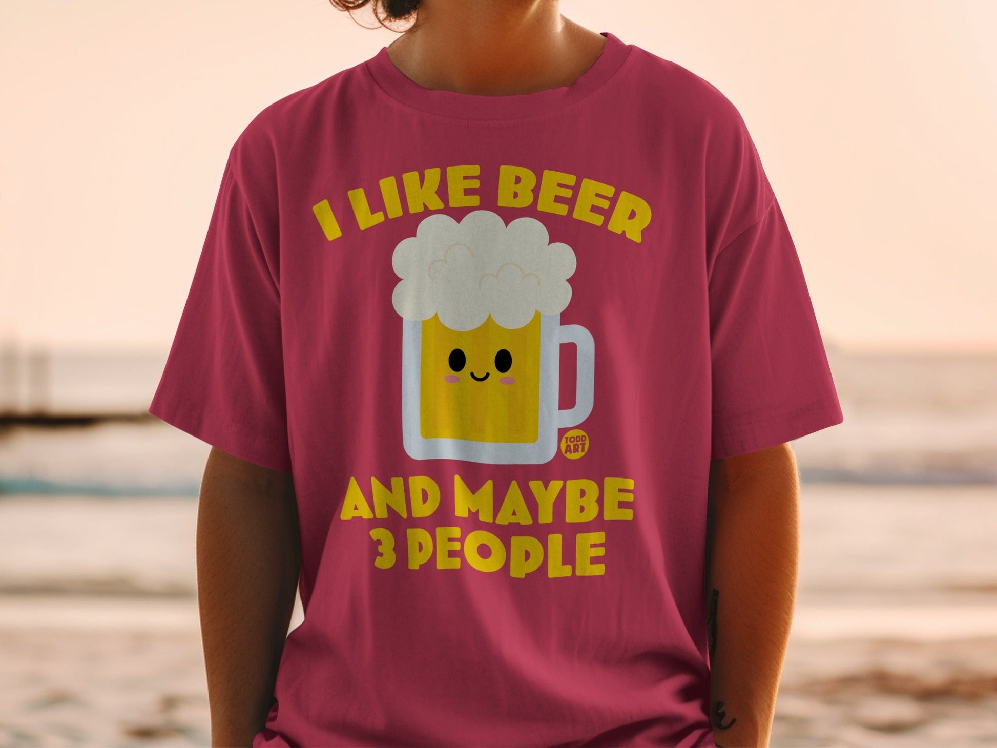 I Like Beer And Maybe 3 People Funny Graphic T-Shirt