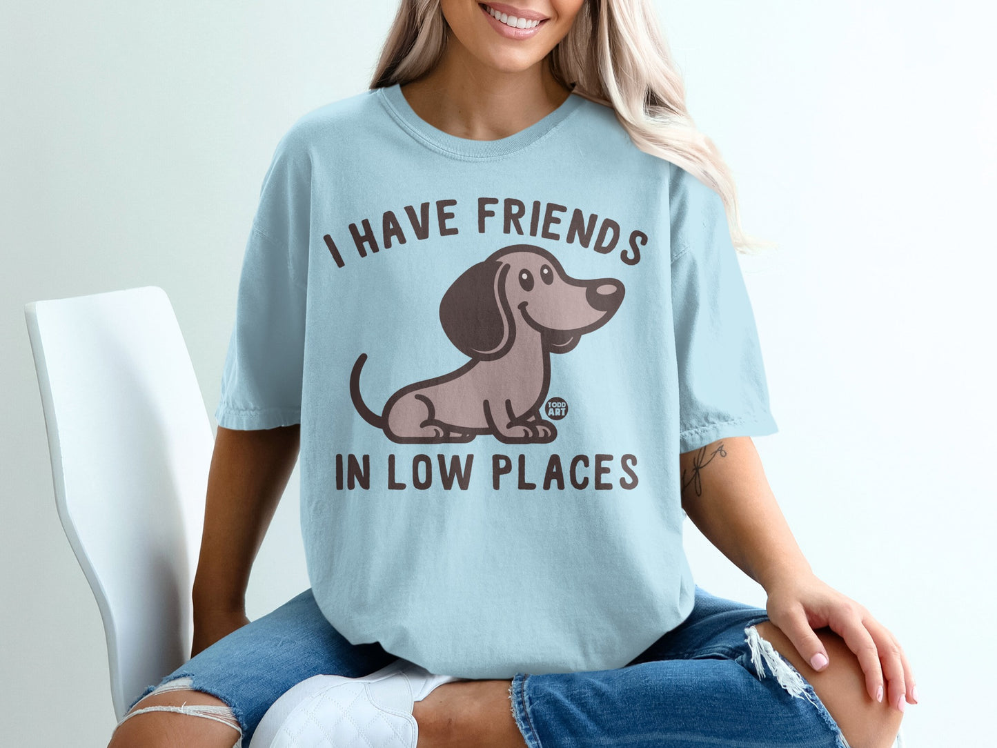 I Have Friends In Low Places Dachshund Graphic T-shirt