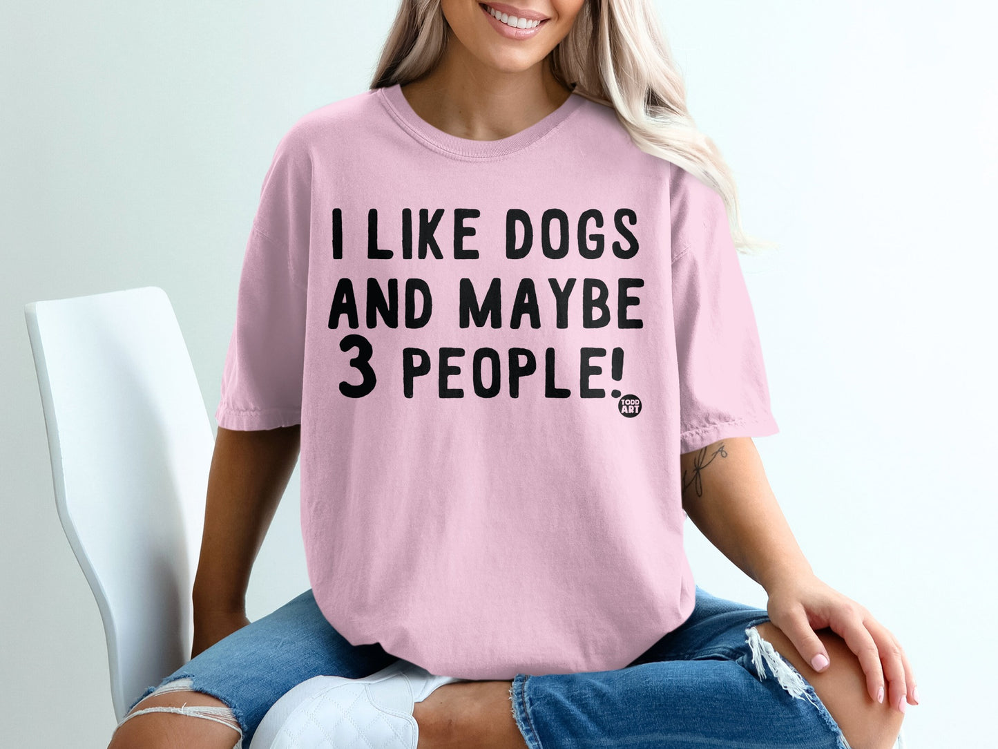 I Like Dogs And Maybe 3 People Funny T-shirt