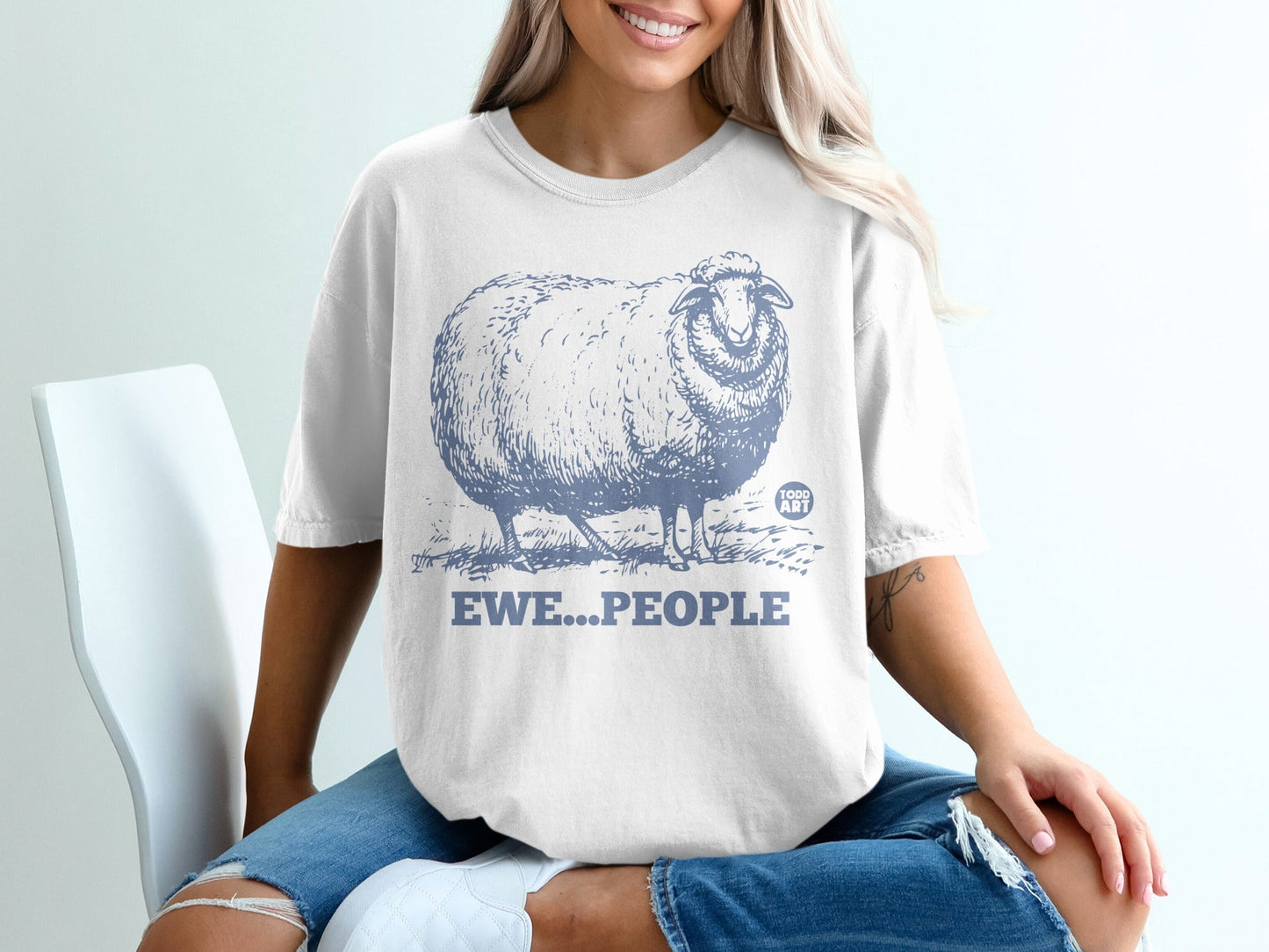 EWE...PEOPLE Funny Sheep Graphic Tee Casual Wear