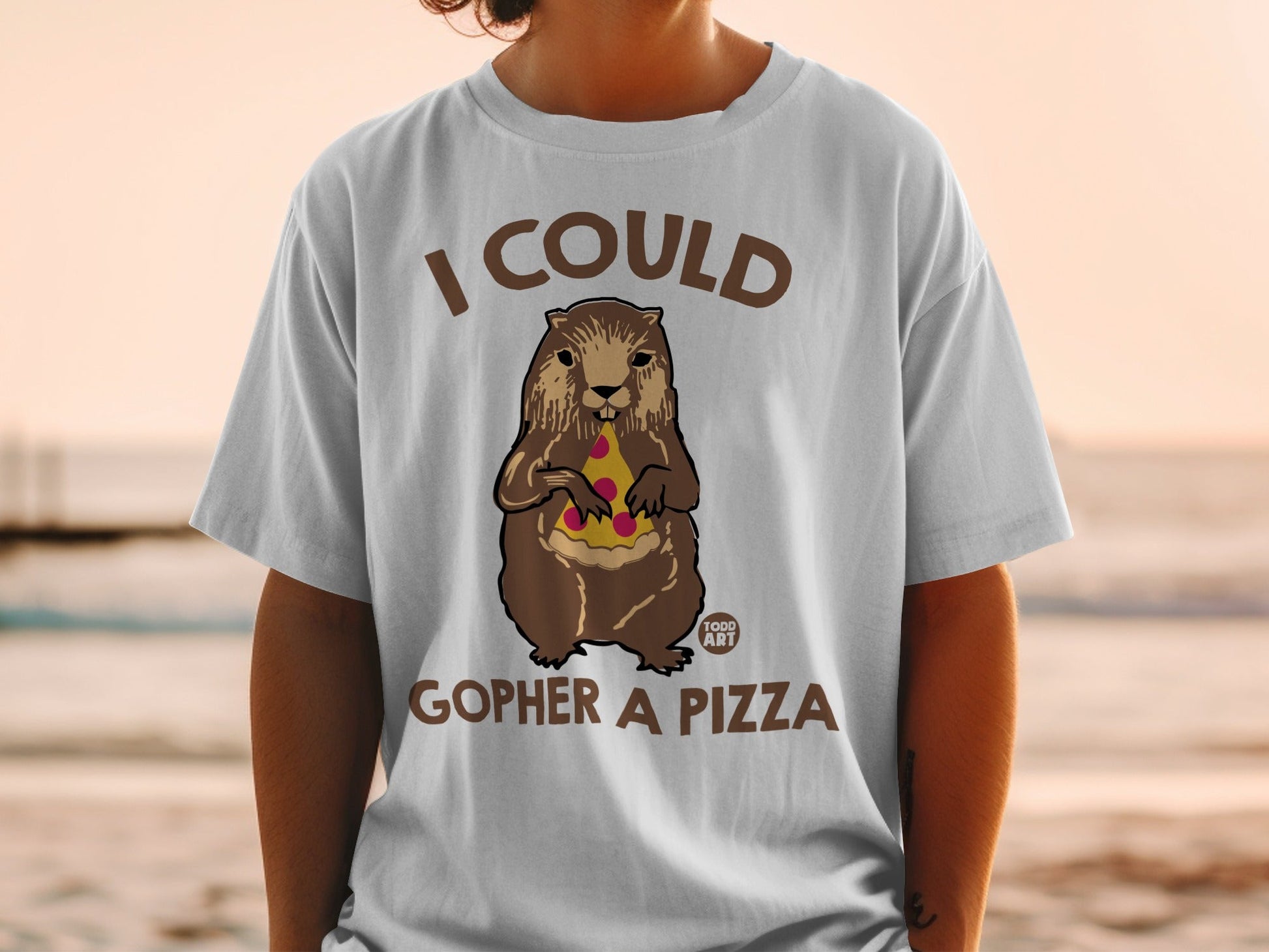 T-shirt with a gopher holding a slice of pizza and text "I could gopher a pizza".