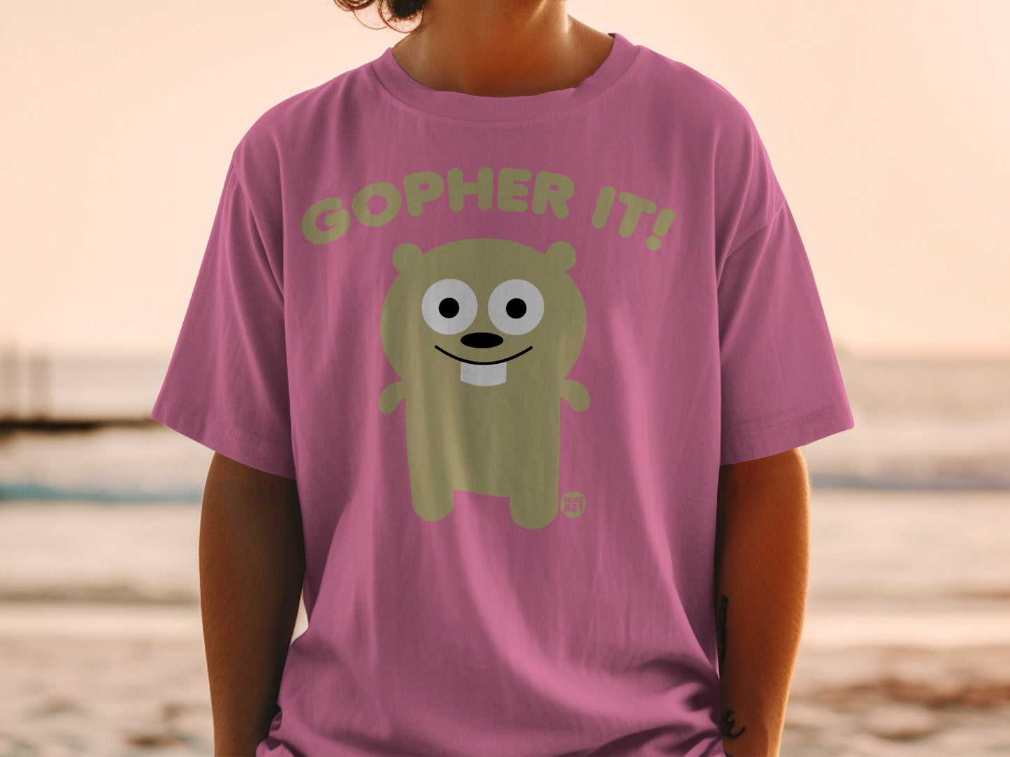 Fun Gopher It Graphic T-Shirt for Casual Wear