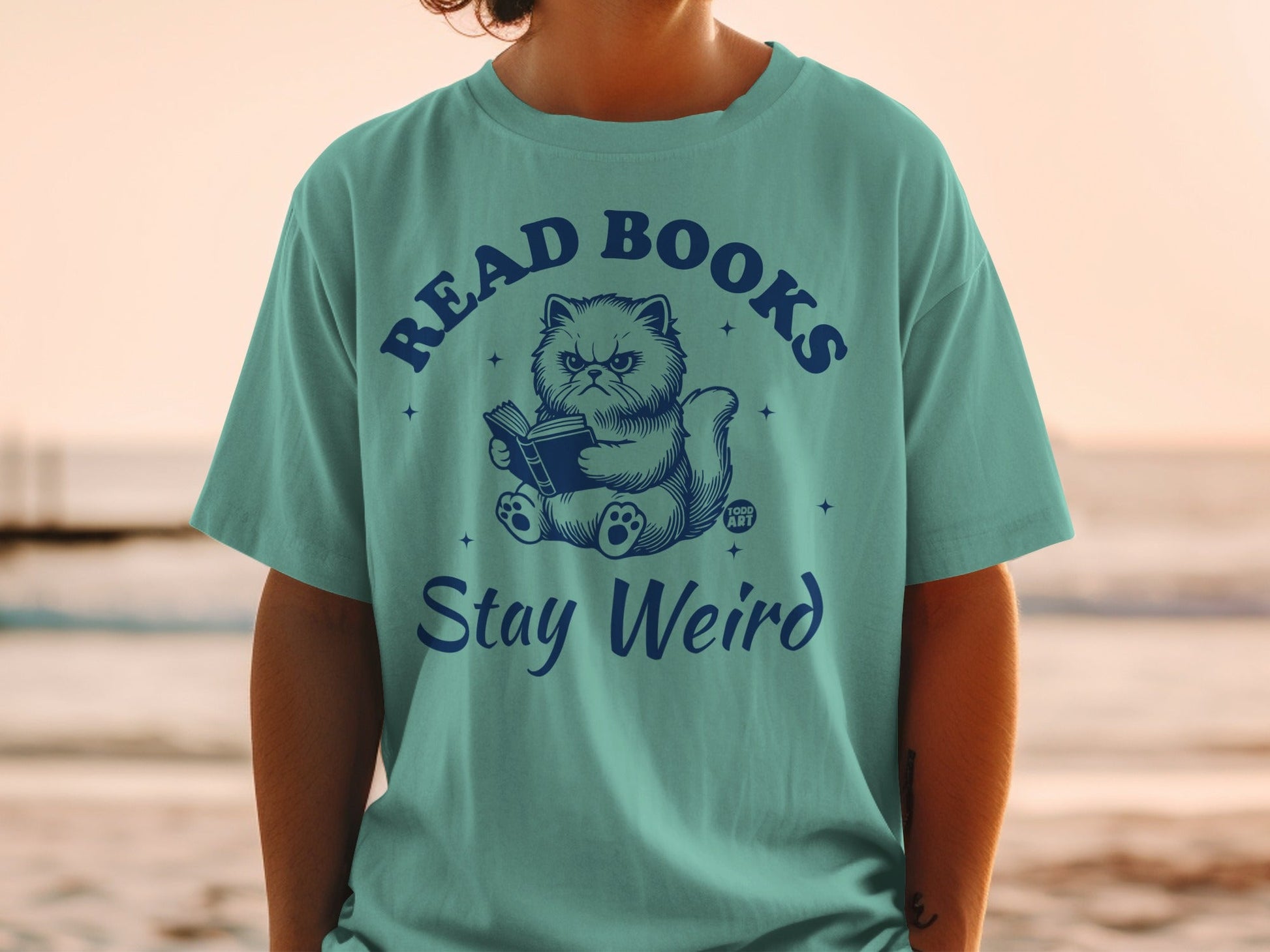 Read Books Stay Weird Cat Graphic T-Shirt