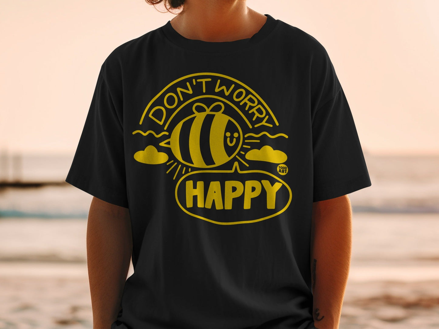 Don't Worry Be Happy Bee Design Black T-shirt