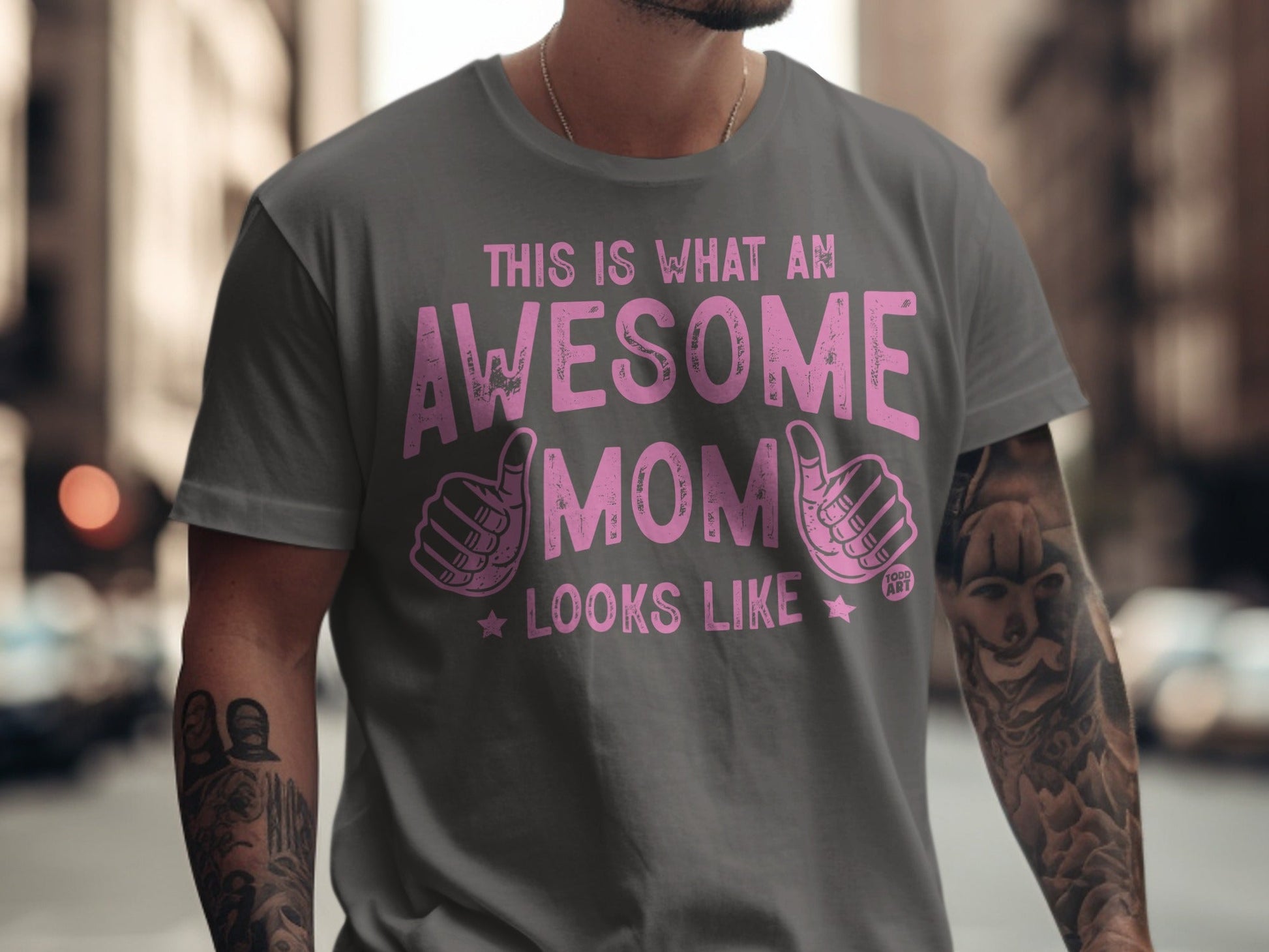 Gray t-shirt with "This Is What An Awesome Mom Looks Like" in pink text.