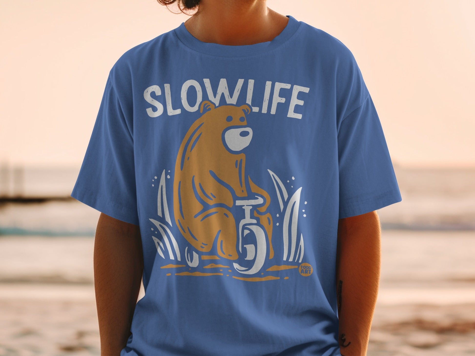 SLOWLIFE Graphic Bear on Scooter T-shirt
