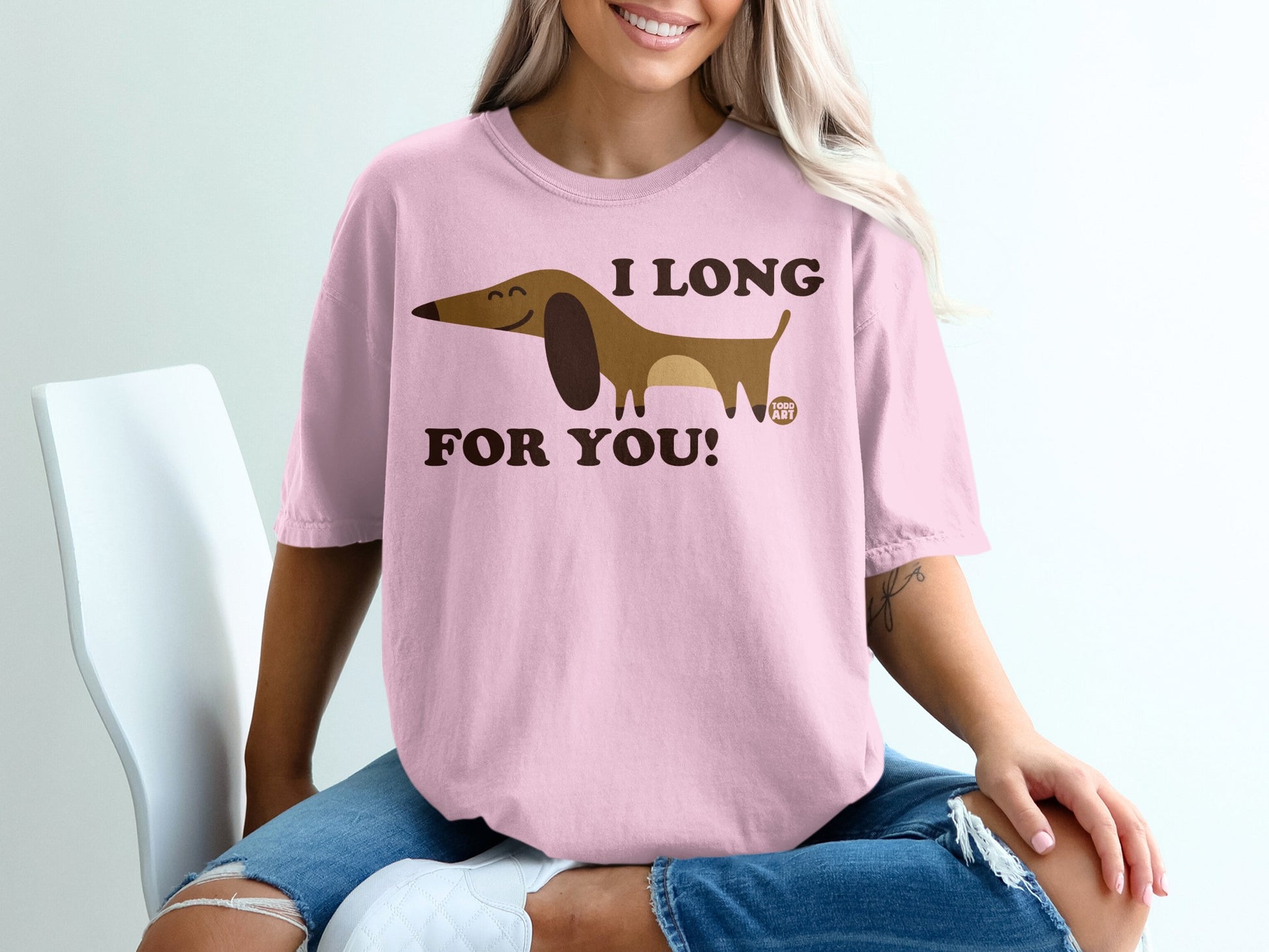 I Long For You Cute Dachshund Graphic T-Shirt