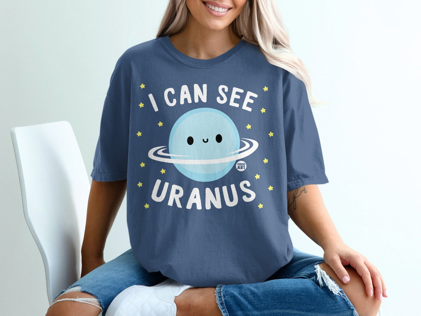 I Can See Uranus Funny Planet Graphic T-Shirt