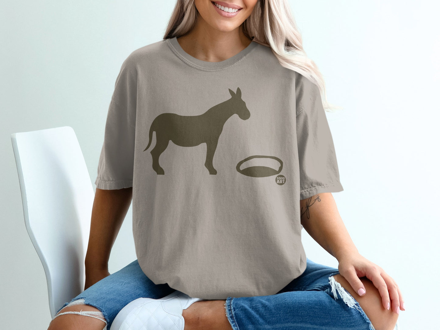 Donkey and Halo Graphic Casual Comfortable T-Shirt