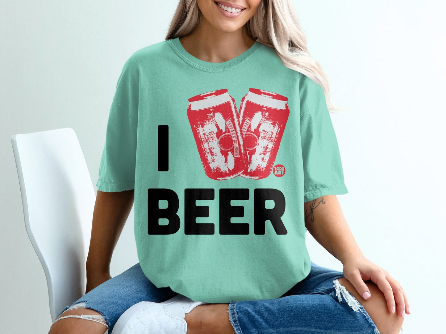 I Beer Graphic T-Shirt with Can Design