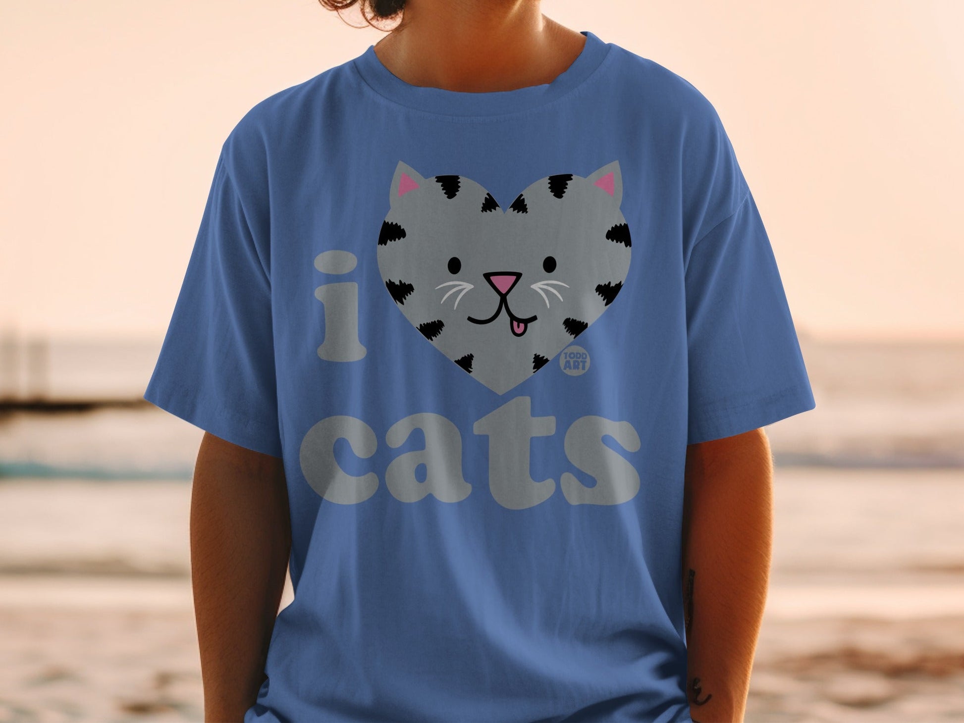 I Love Cats Heart Face Graphic on Trendy Shirt