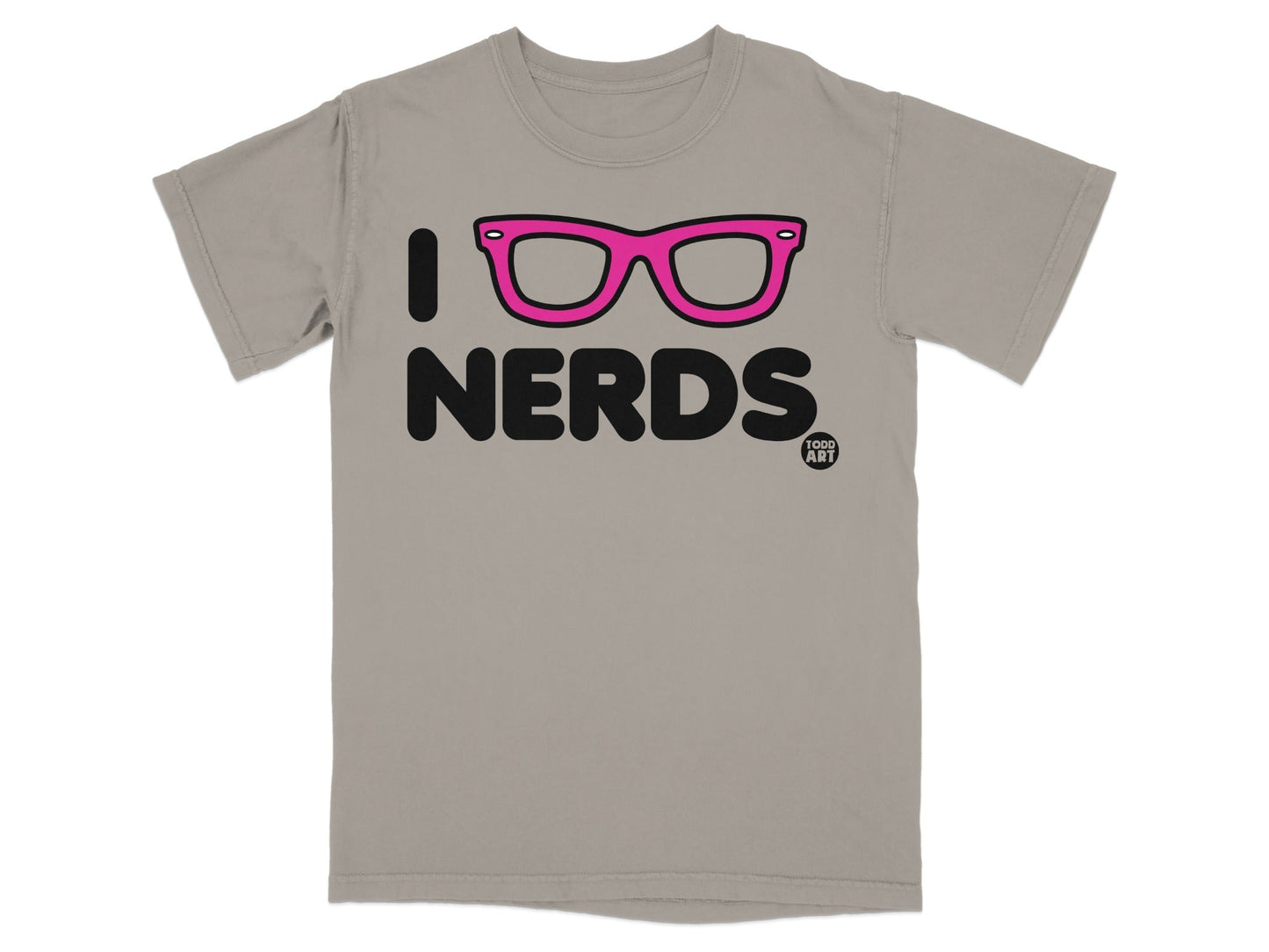 Grey t-shirt with "I love nerds" and pink glasses graphic.