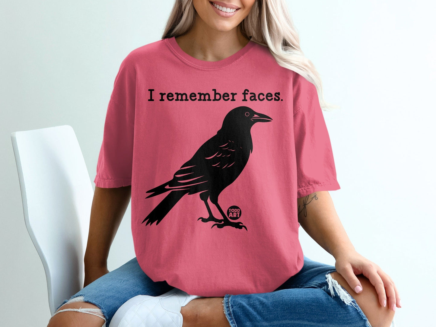 I Remember Faces Crow Print Graphic T-Shirt