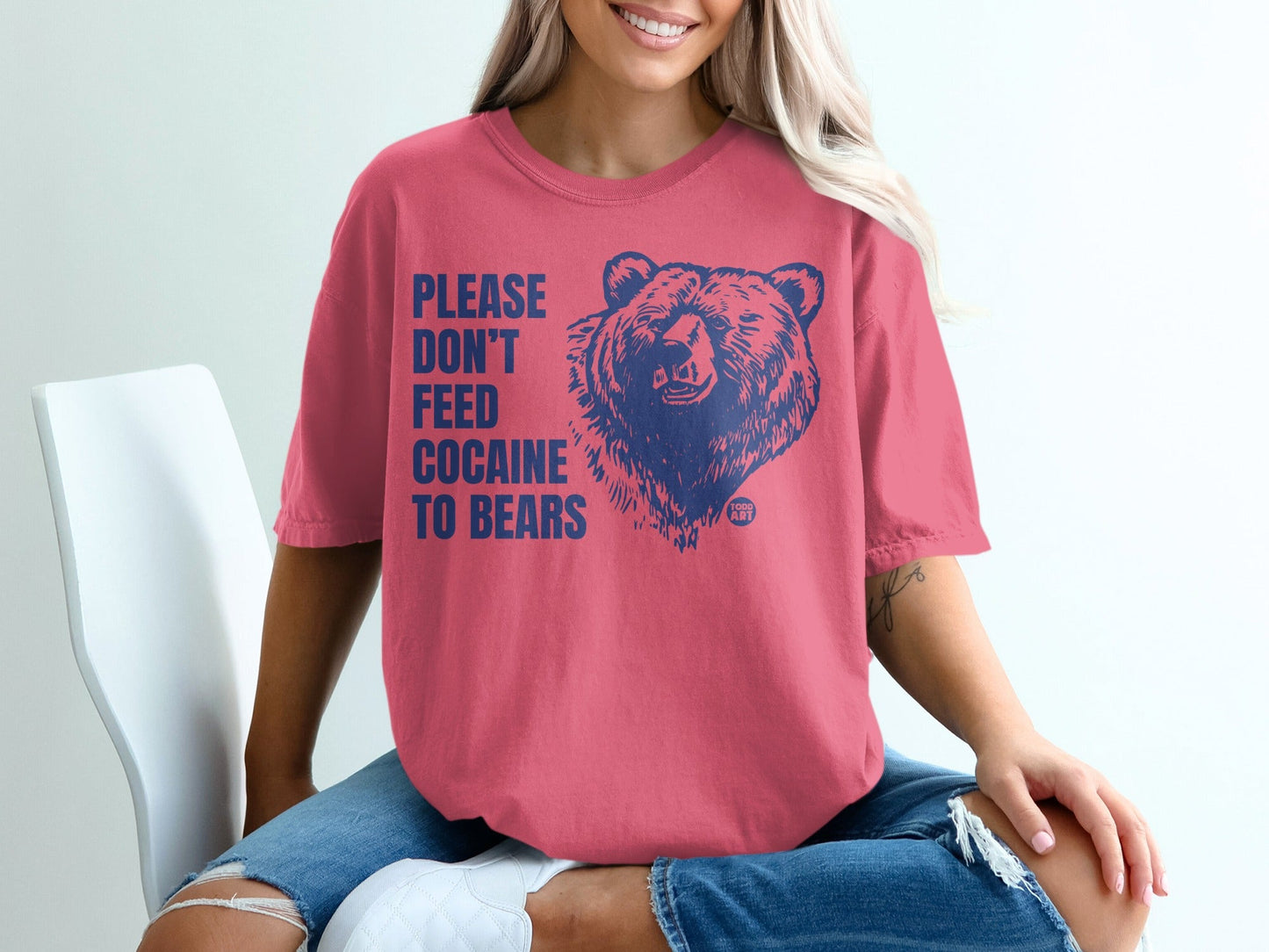 Please Don't Feed Cocaine to Bears Graphic T-Shirt