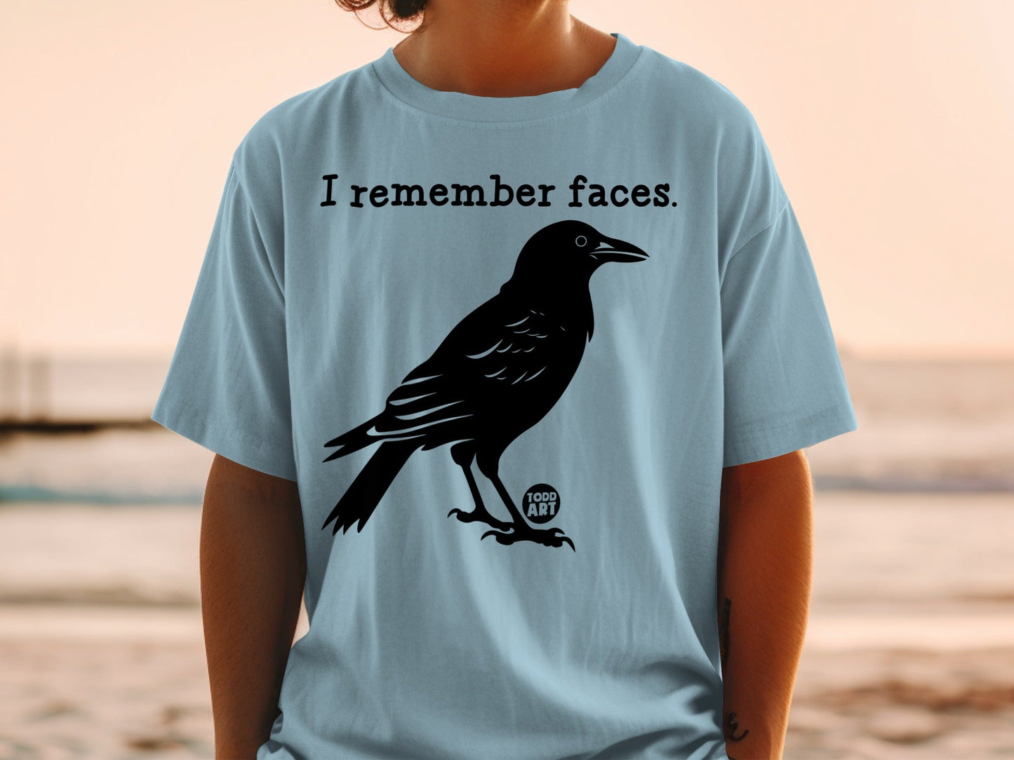 'I Remember Faces Crow Graphic T-Shirt Short Sleeve'