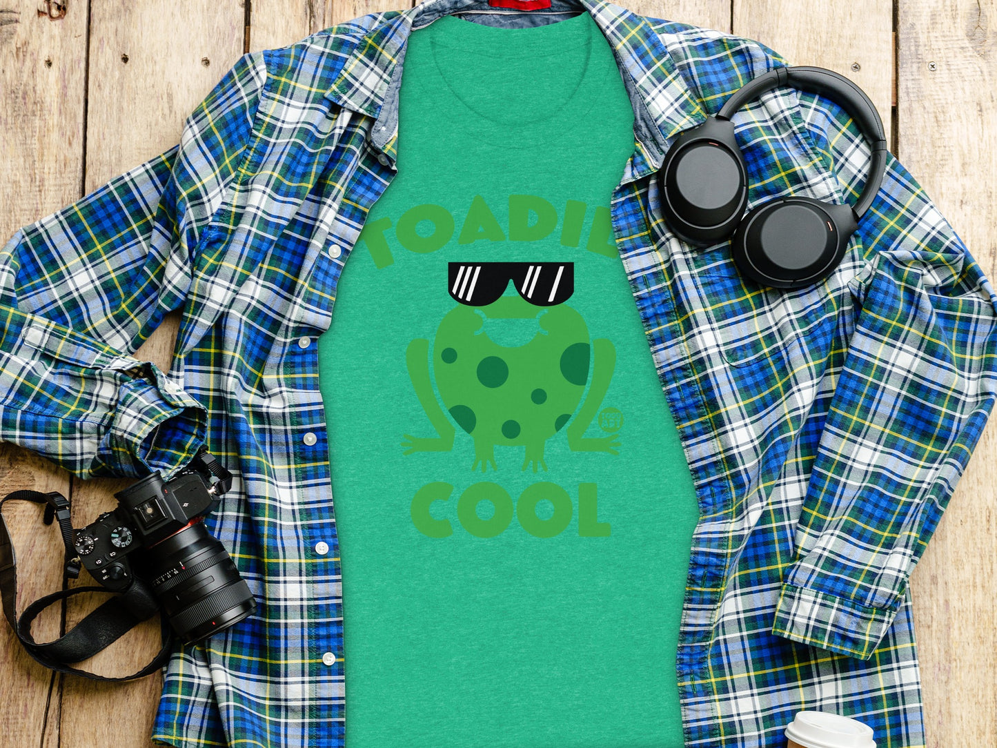 Toadally Cool Frog Design Green T-Shirt product type