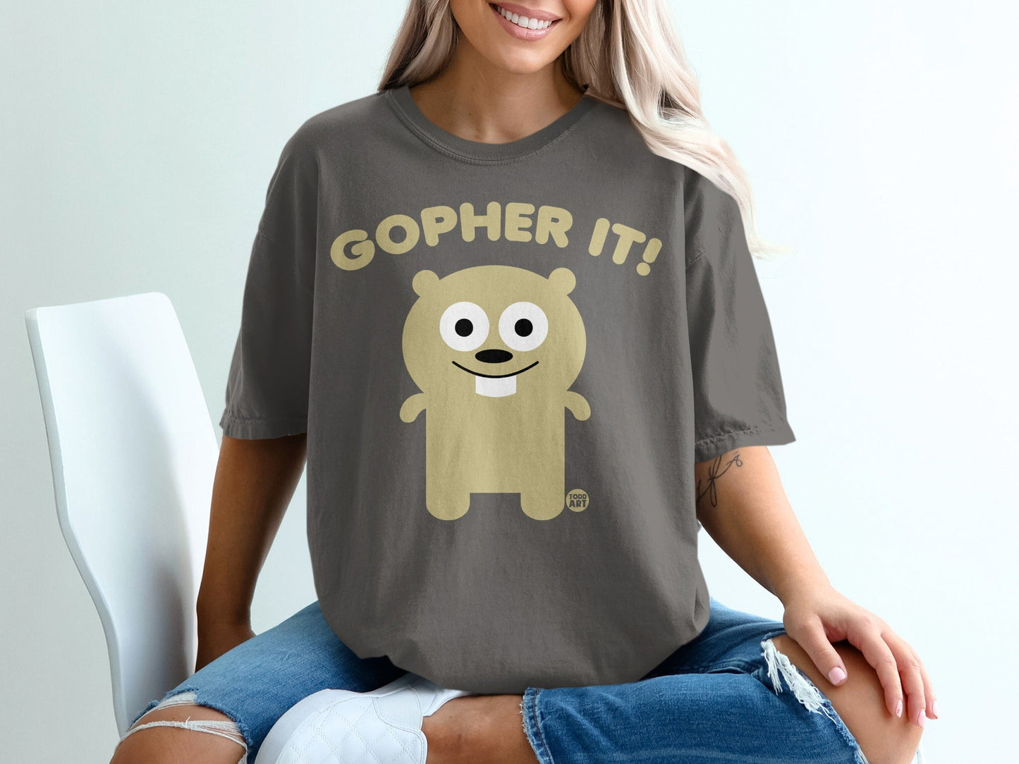 Gopher It Cute Cartoon Graphic Tee Fun T-shirt for Everyone