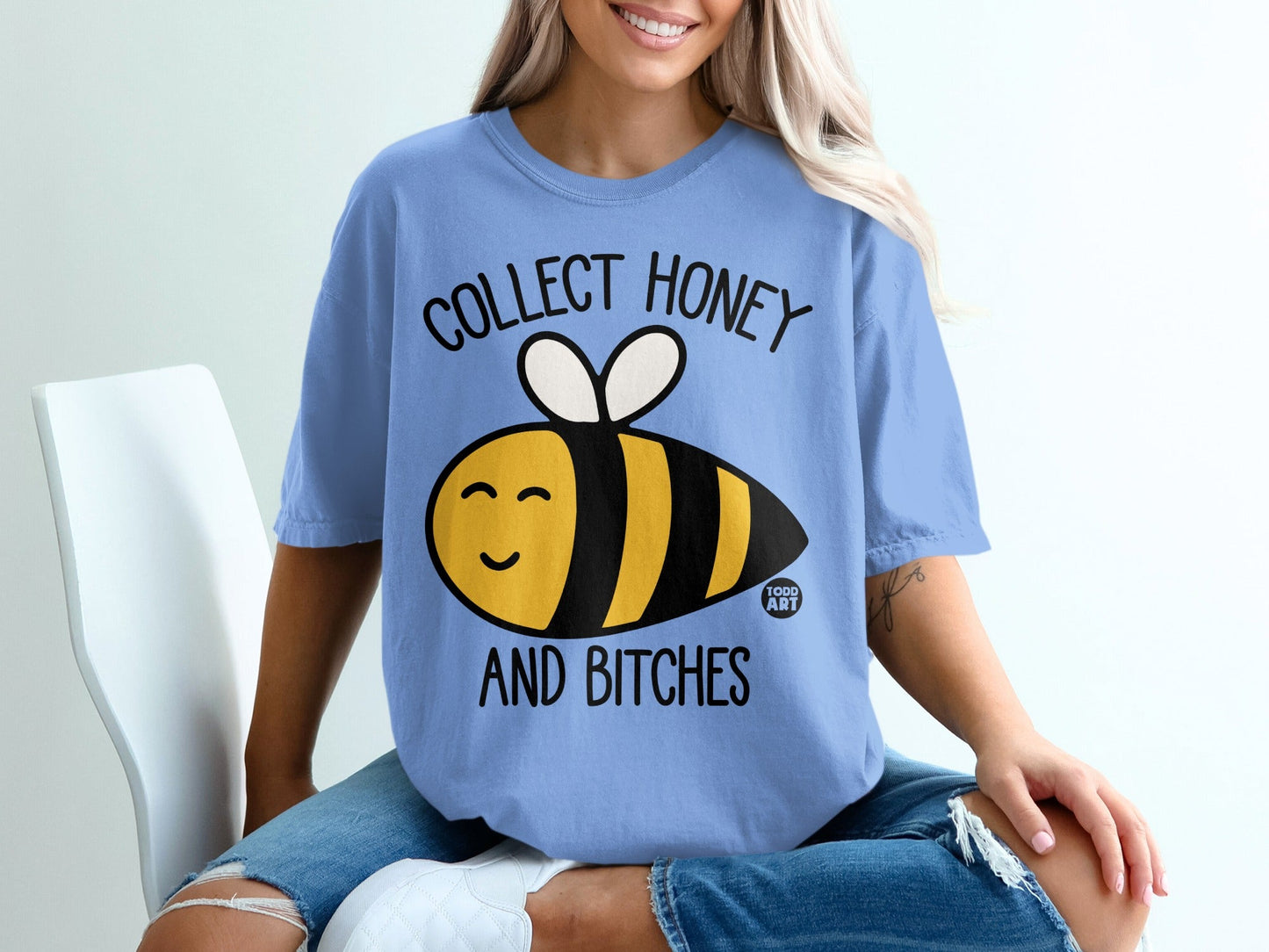 Collect Honey and Bitches Graphic T-Shirt