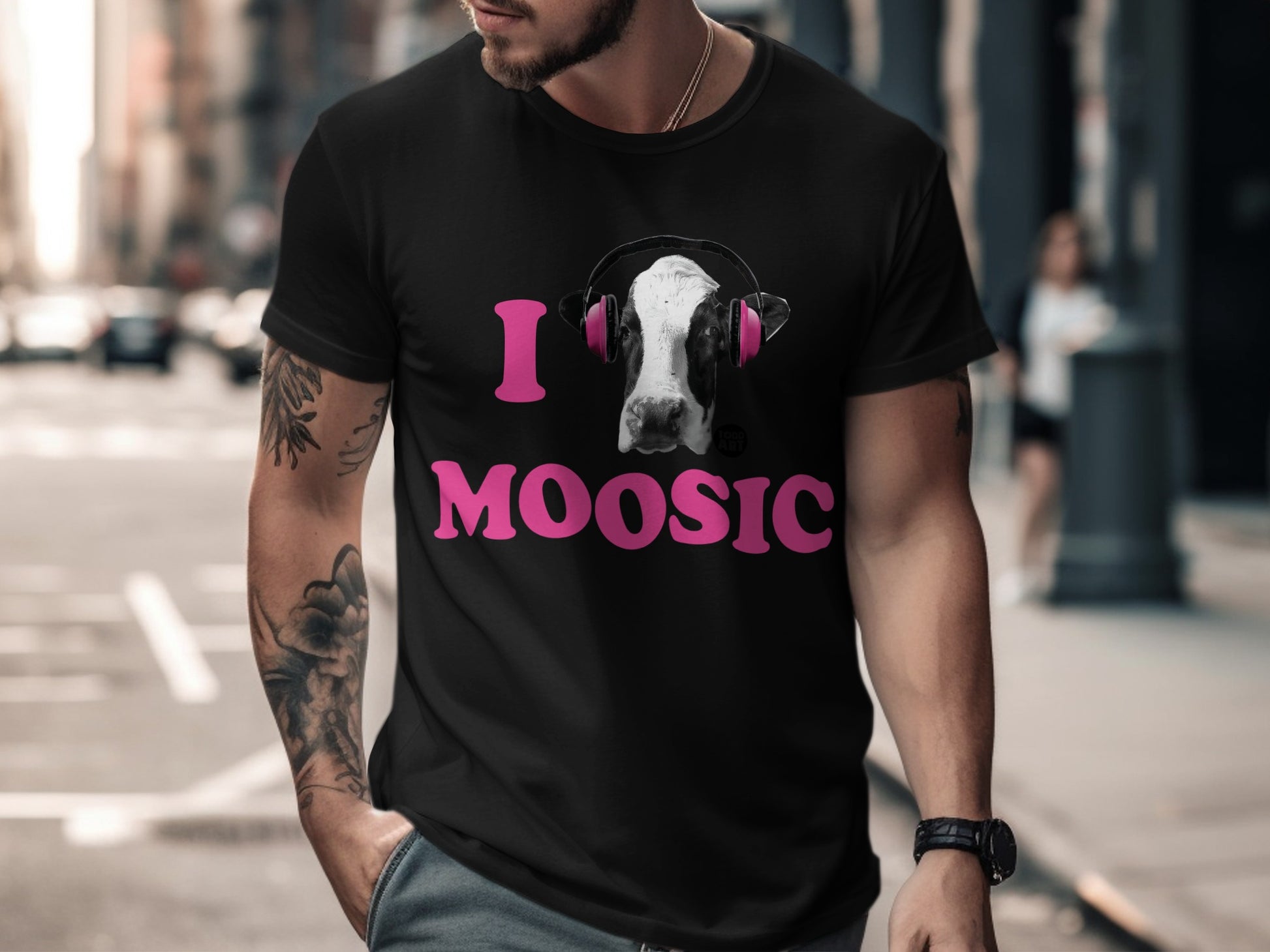 I Moosic Cow Headphones Funny Graphic T-Shirt