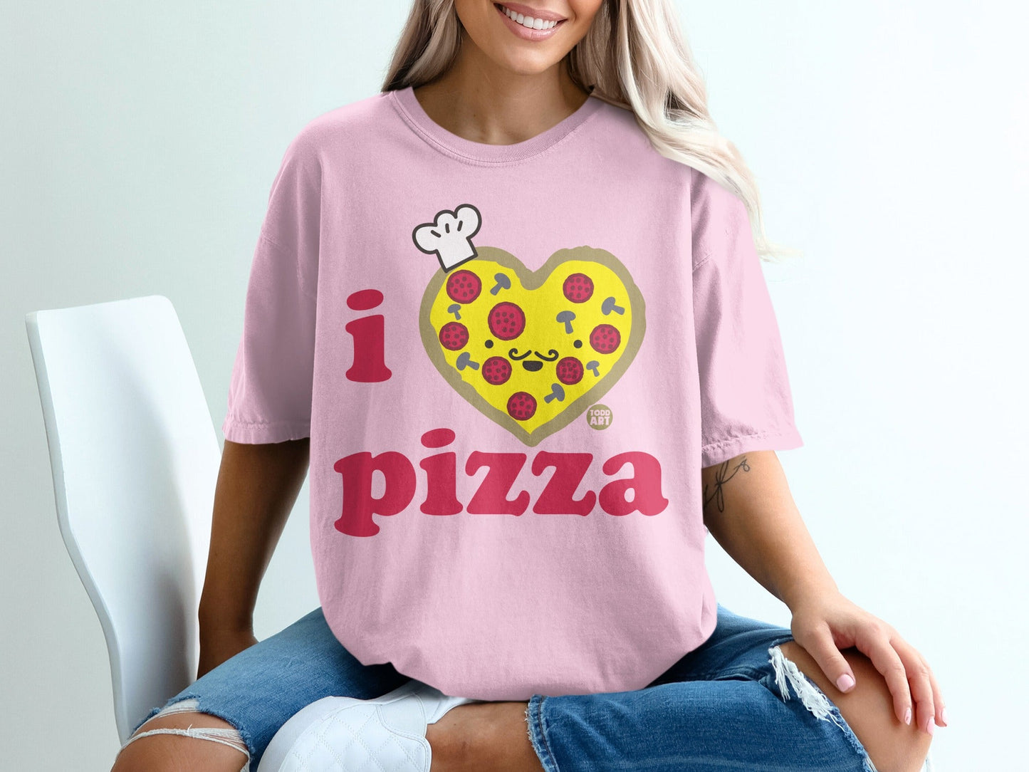 Pink I Love Pizza Graphic T-shirt for Food Lovers