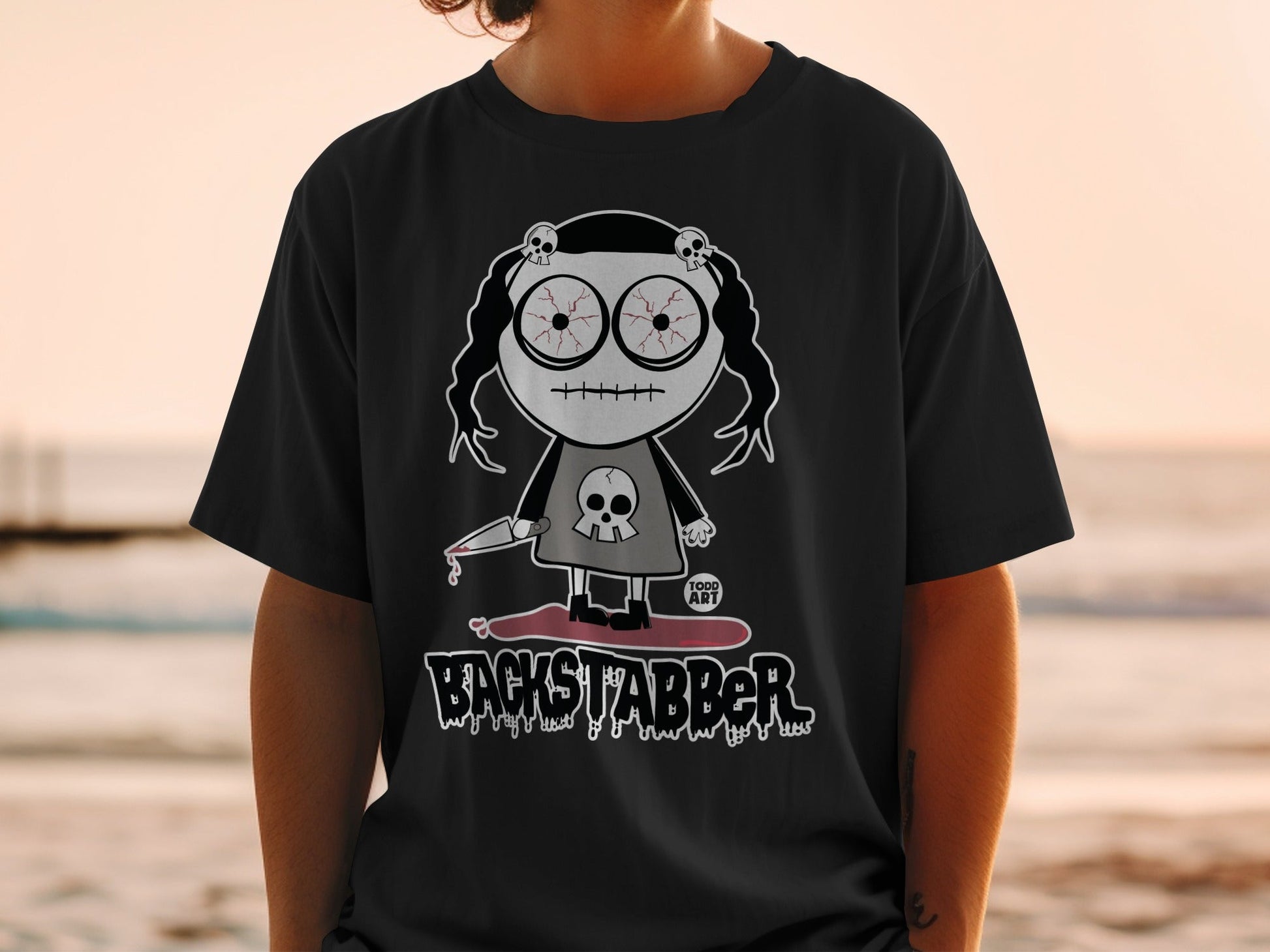 Gothic Backstabber Cartoon Graphic T-Shirt