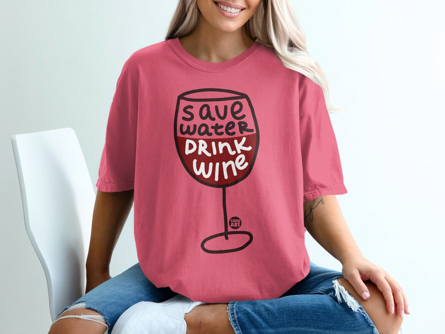 Save Water Drink Wine Graphic T-Shirt For Wine Lovers