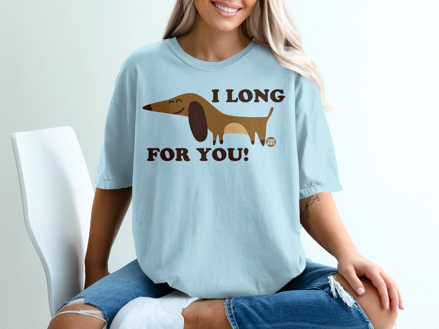 I Long For You Cute Dachshund Graphic T-Shirt