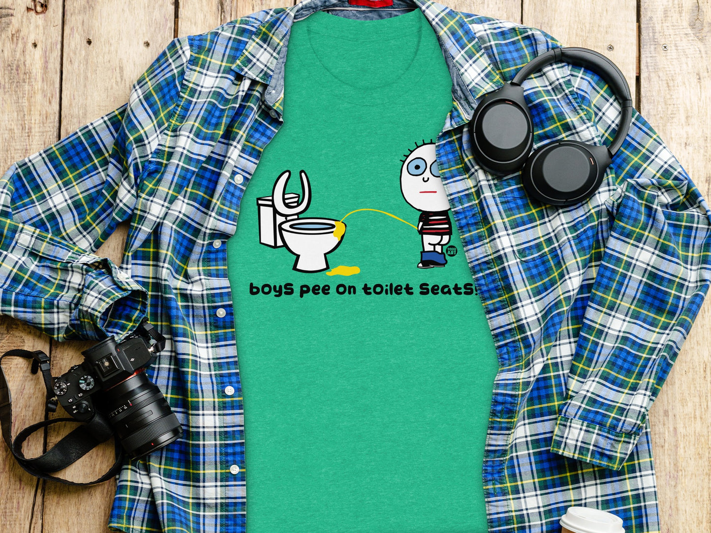 Boys Pee On Toilet Seats Funny Graphic T-Shirt