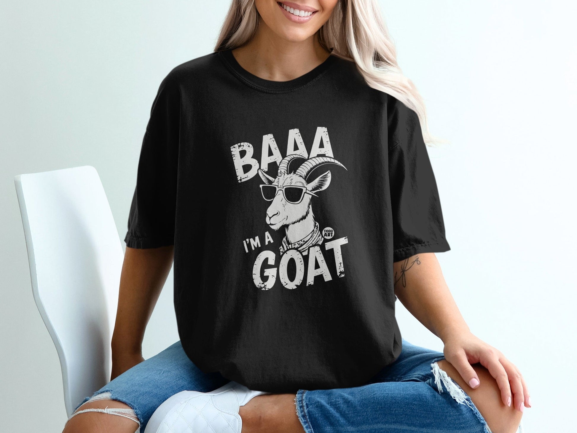 Funny BAAA I'm a GOAT Graphic T-Shirt
